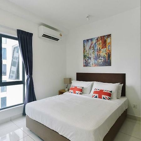 1 Tebrau Suites By Subhome Johor Bahru Exteriör bild
