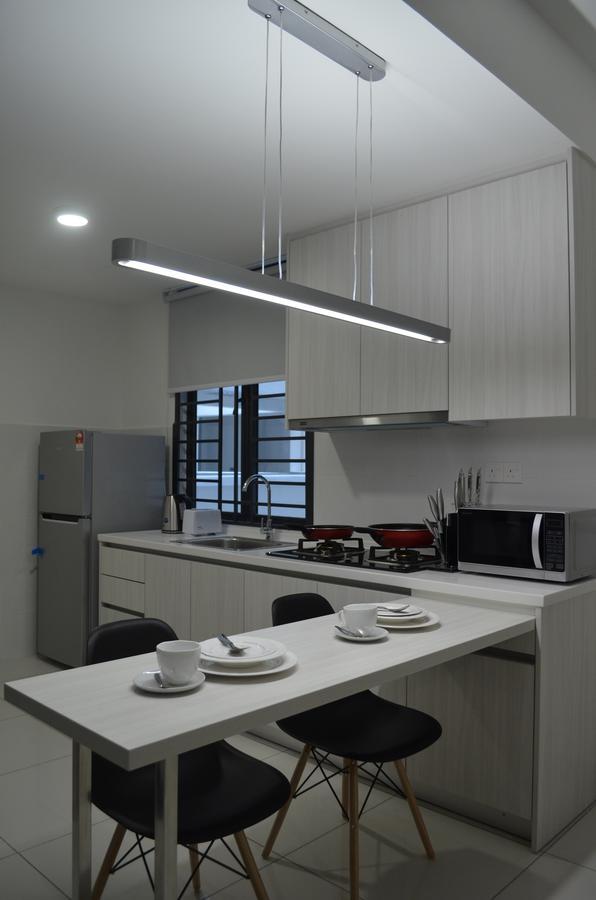1 Tebrau Suites By Subhome Johor Bahru Exteriör bild