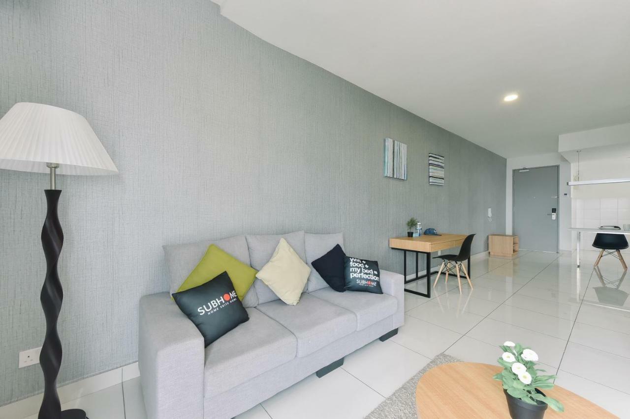 1 Tebrau Suites By Subhome Johor Bahru Exteriör bild