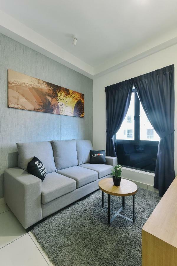 1 Tebrau Suites By Subhome Johor Bahru Exteriör bild