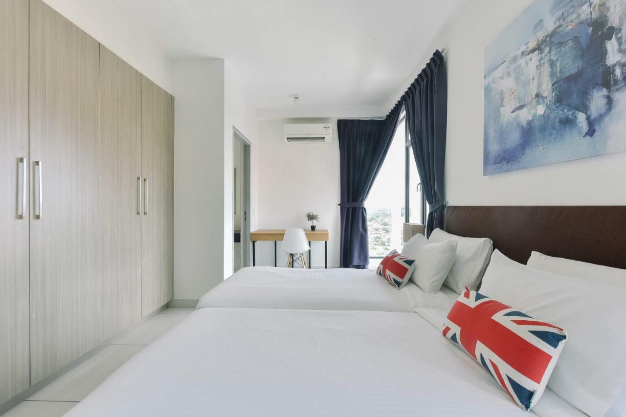 1 Tebrau Suites By Subhome Johor Bahru Exteriör bild