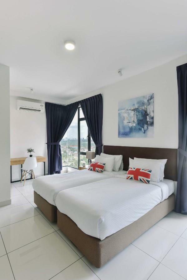 1 Tebrau Suites By Subhome Johor Bahru Exteriör bild