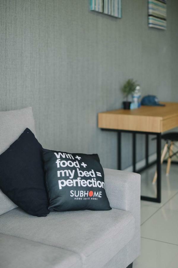1 Tebrau Suites By Subhome Johor Bahru Exteriör bild