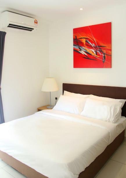1 Tebrau Suites By Subhome Johor Bahru Exteriör bild