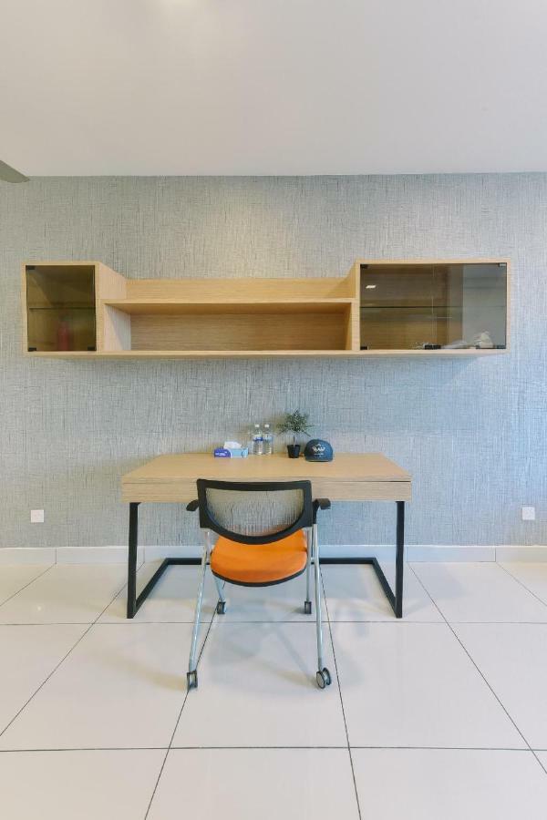 1 Tebrau Suites By Subhome Johor Bahru Exteriör bild